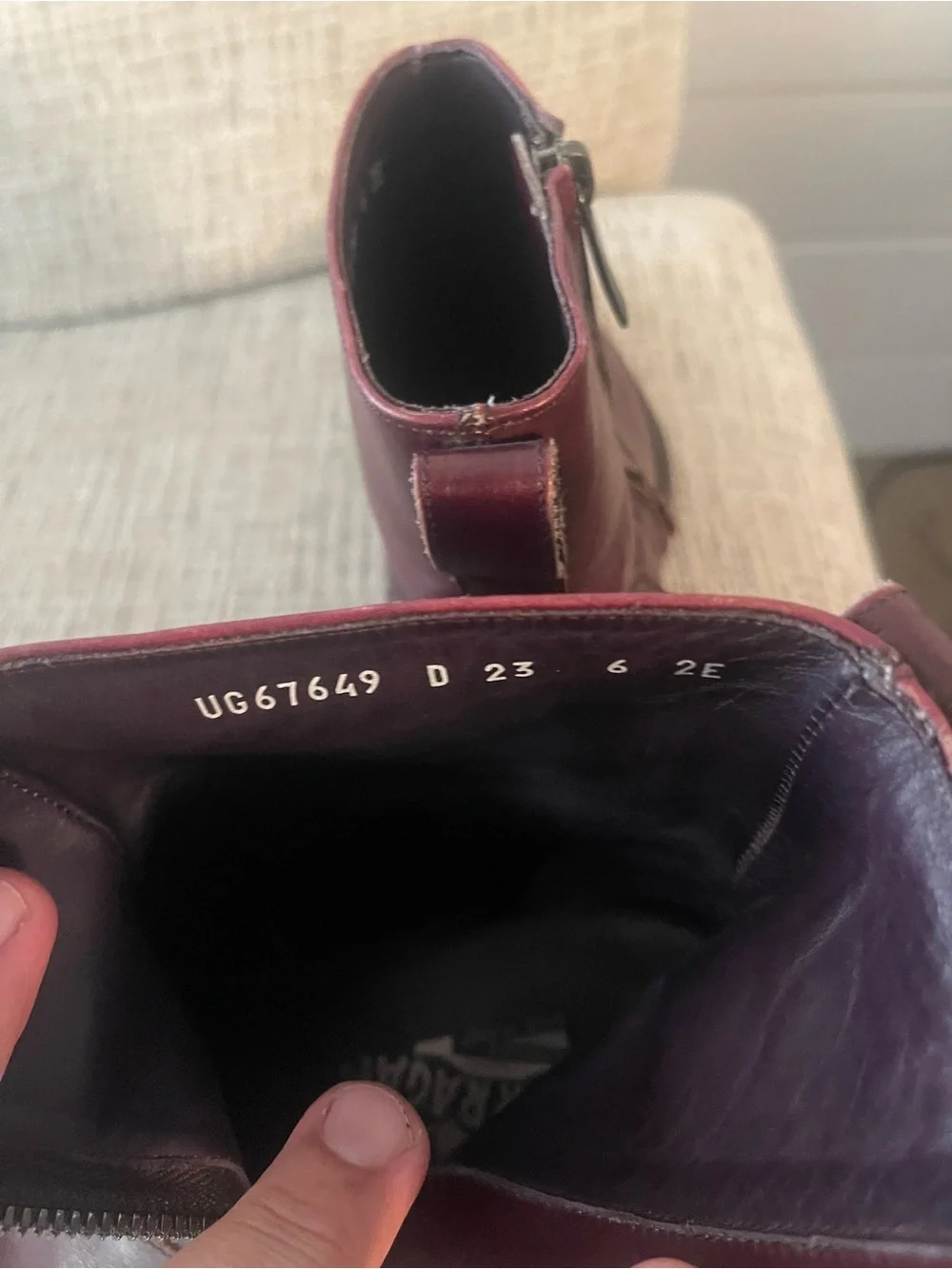 Salvatore Ferragamo Burgundy Leather Side Zip Cap Toe Ankle Boots Size 6EE